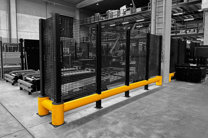 La recinzione Boplan FLEX IMPACT® TB 400 PLUS in un contesto di vita - Barriera di sicurezza