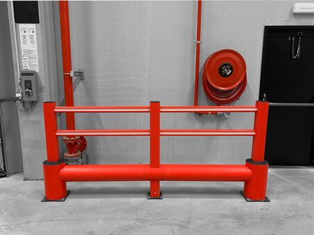 Boplan FLEX IMPACT® TB 400 Plus in rosso per proteggere i sistemi di estinzione degli incendi