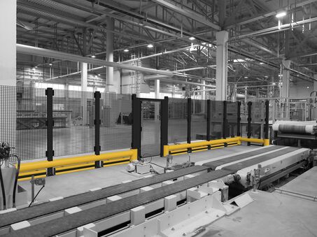 Combinatie van FENCE GATE met TB 400 PLUS FENCE & FLIP; machine-afscherming