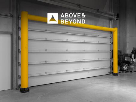 Boplan GP GOAL POST 250R amarillo en una instalación de Above And Beyond
