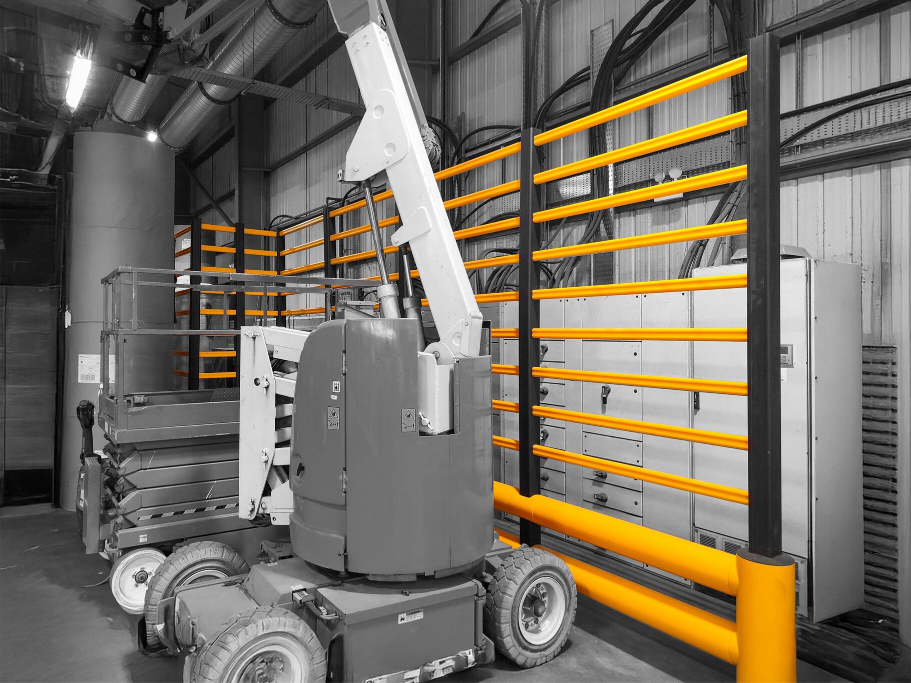 Boplan TB400 DOUBLE GRILL giallo in uno stabilimento BluetreeGroup