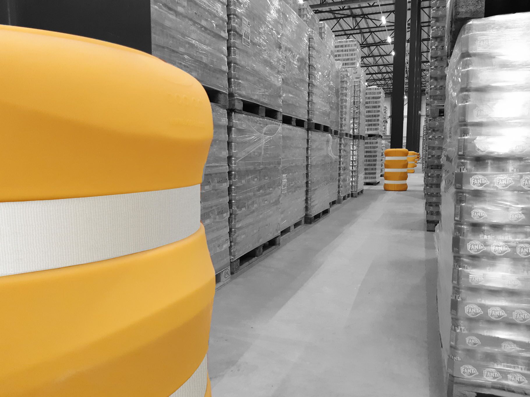 Boplan FLEX IMPACT® ICE FLEX KP PROTECTOR en situation réelle - Protection de colonnes pour l'entreposage frigorifique