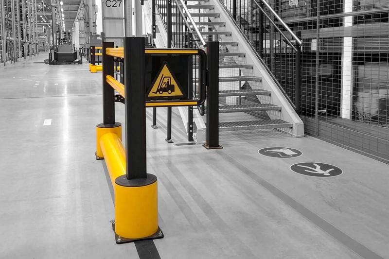 Boplan jaune TB 260 PLUS, SG SWING GATE dans une installation BMW
