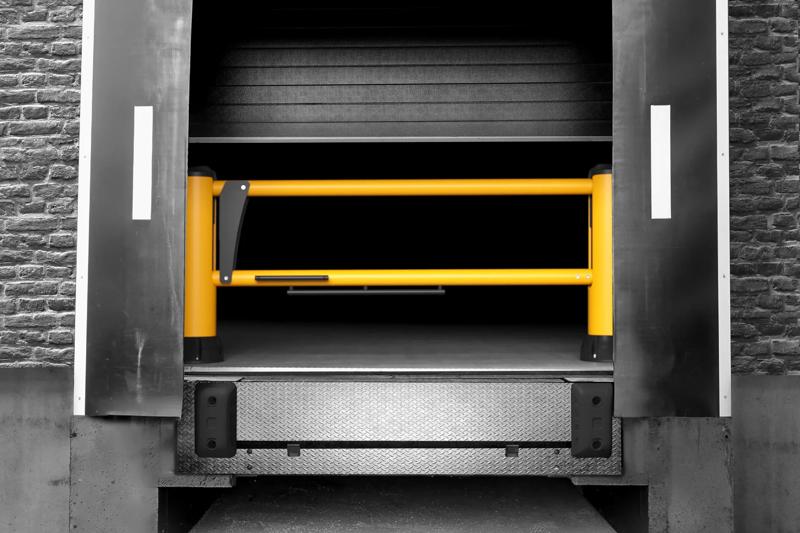 Boplan FLEX IMPACT® DG250R and Dock Bumper in an industrial environment 

