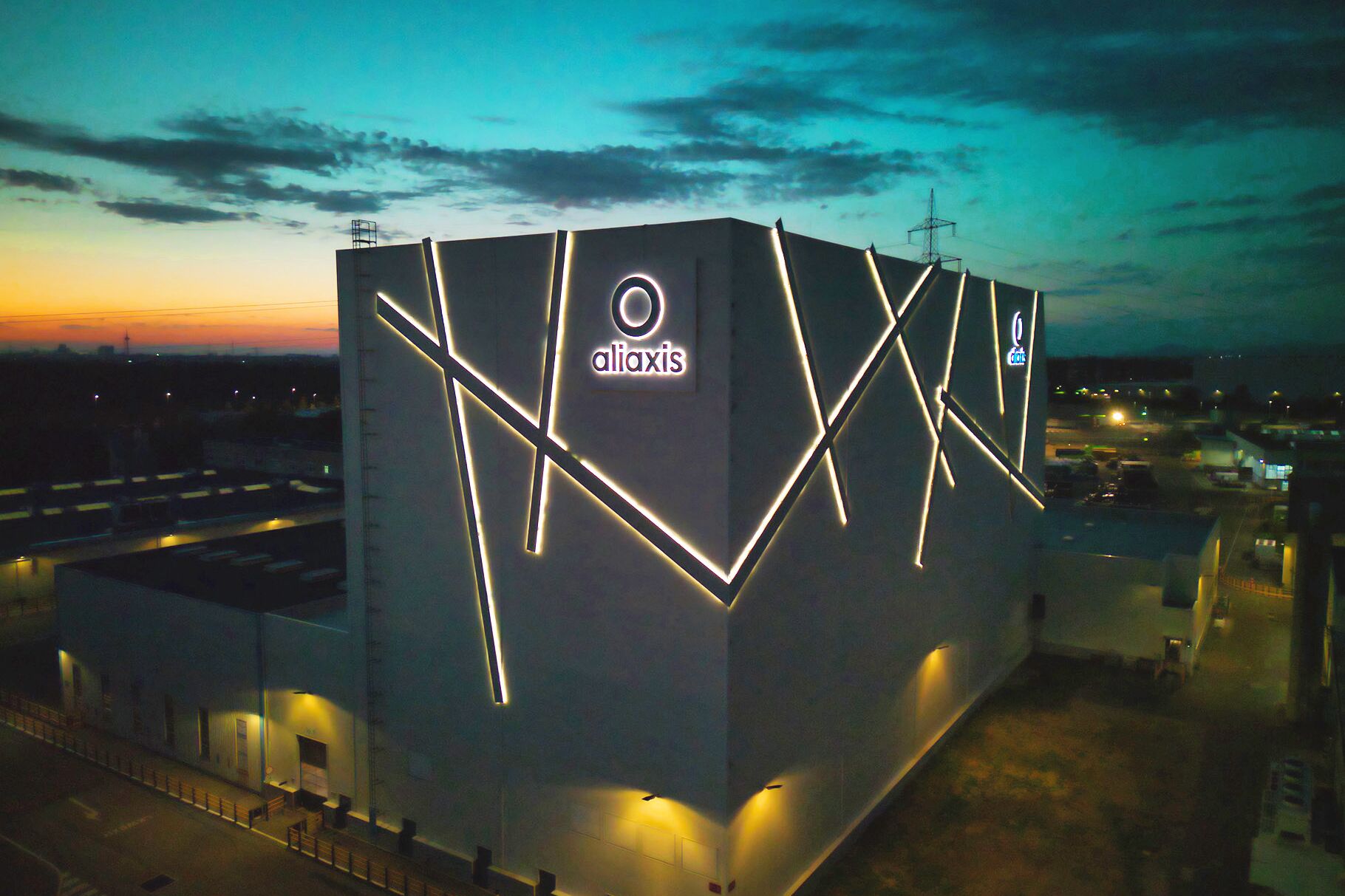 Aliaxis building