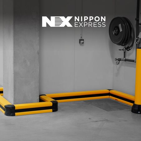 Boplan FLIP 180L M, BO200R jaune dans l'usine de Nippon Express
