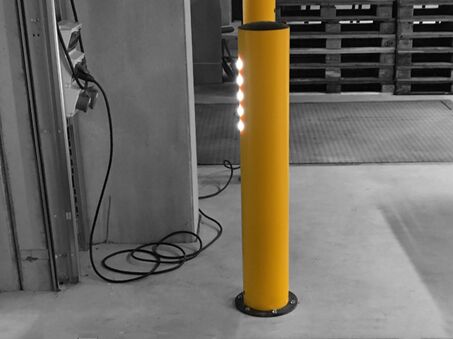 Boplan FLEX IMPACT® BO LED in un contesto live - Dissuasore