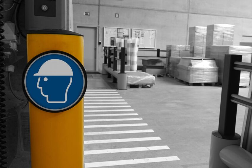 Boplan FLEX IMPACT® SIGNMARK 200 in einer realen Umgebung - Rammschutzpoller