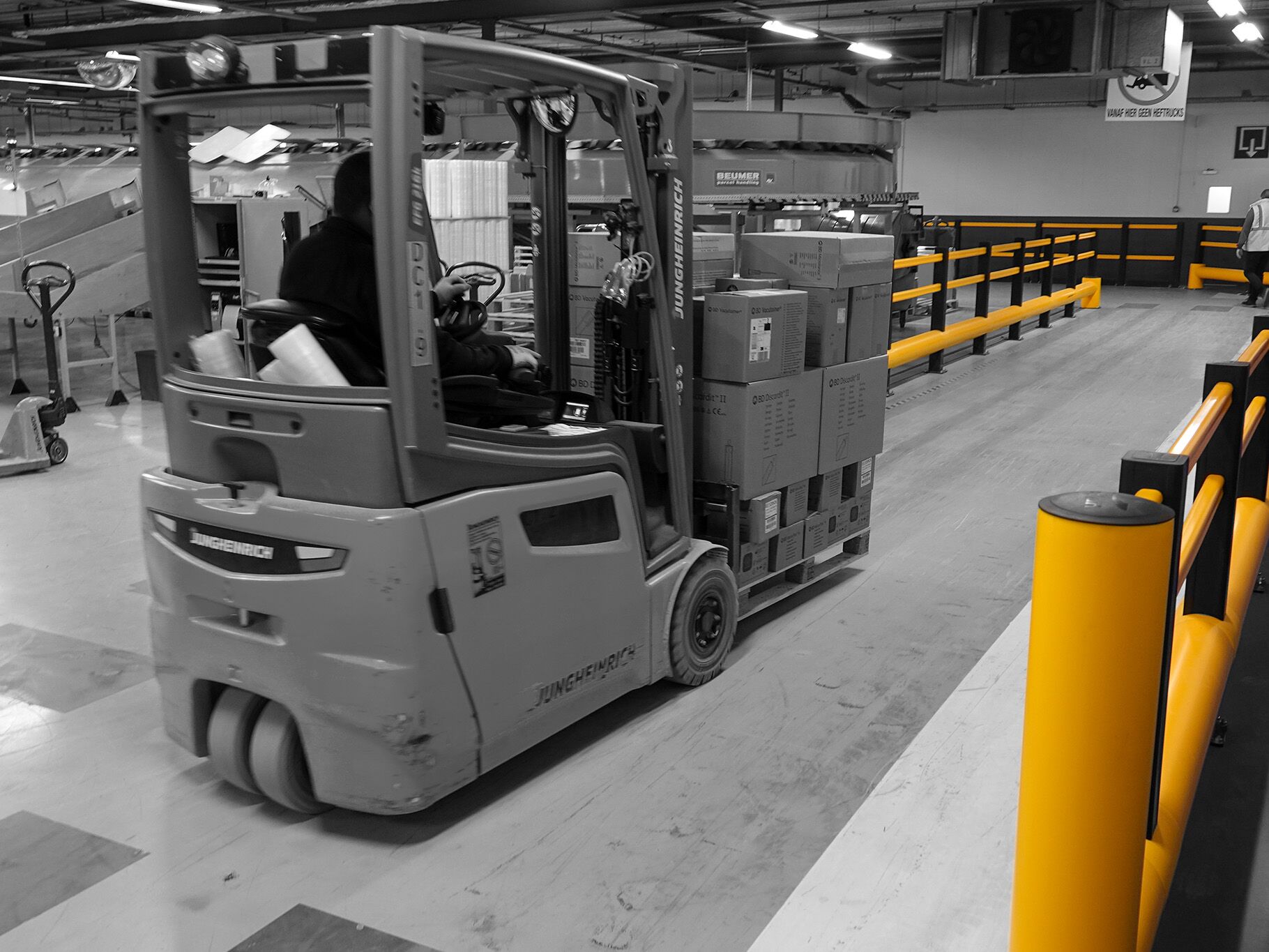 Boplan FLEX IMPACT® TB 400 Plus dans un environnement industriel