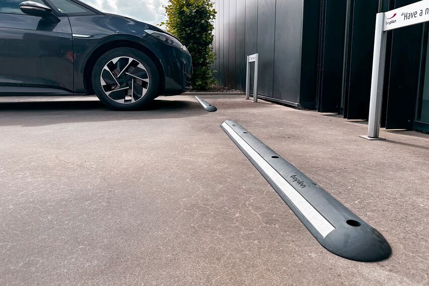 Boplan FLEX IMPACT® WS WHEELSTOP 45 en un ambiente real - Topes de rueda