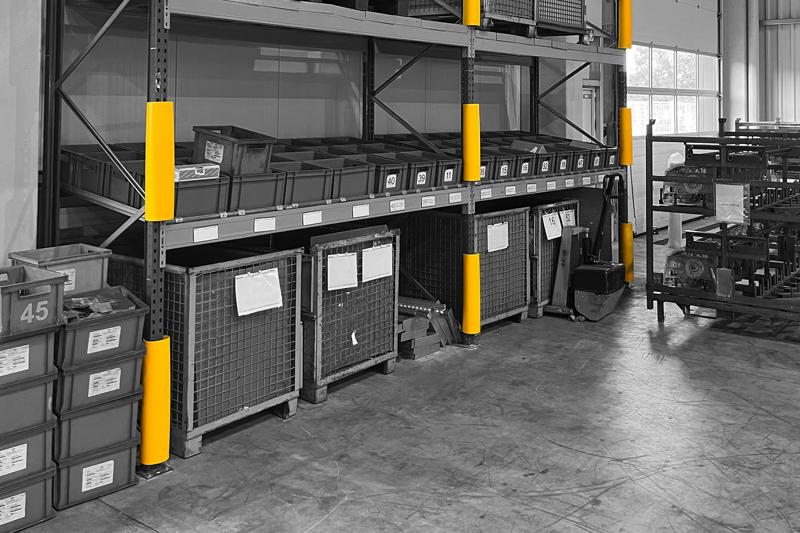 Gele Boplan RB RACKBULL in een industriële omgeving
