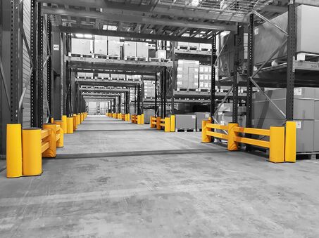 Boplan FLEX IMPACT® RB Rackbull und RE Rack End in einer industriellen Umgebung

