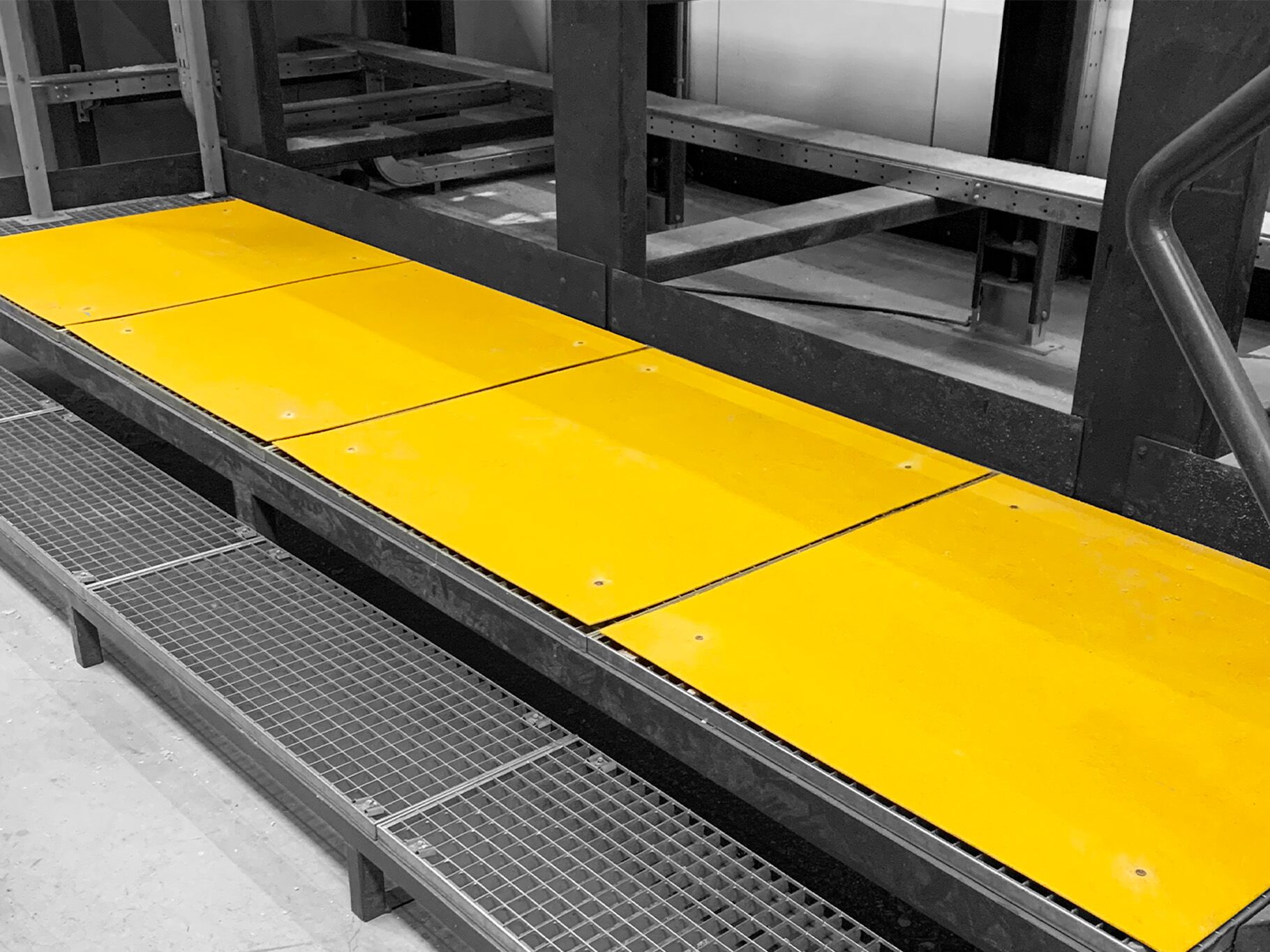 Boplan Plaques XTRA GRIP dans un environnement industriel