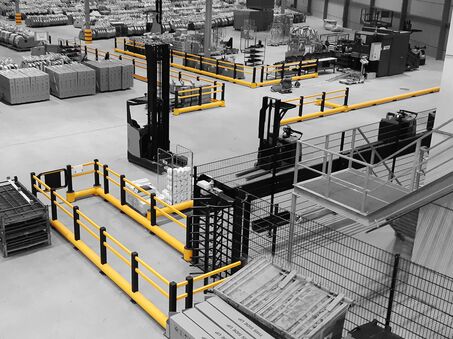 Boplan FLEX IMPACT® TB 260 Plus, TB 260 y SG Swing Gate en un entorno industrial