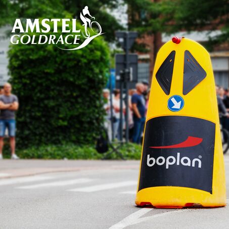 Photo of the Boplan Race Totem used in a cycling race to protect cyclists from a traffic island