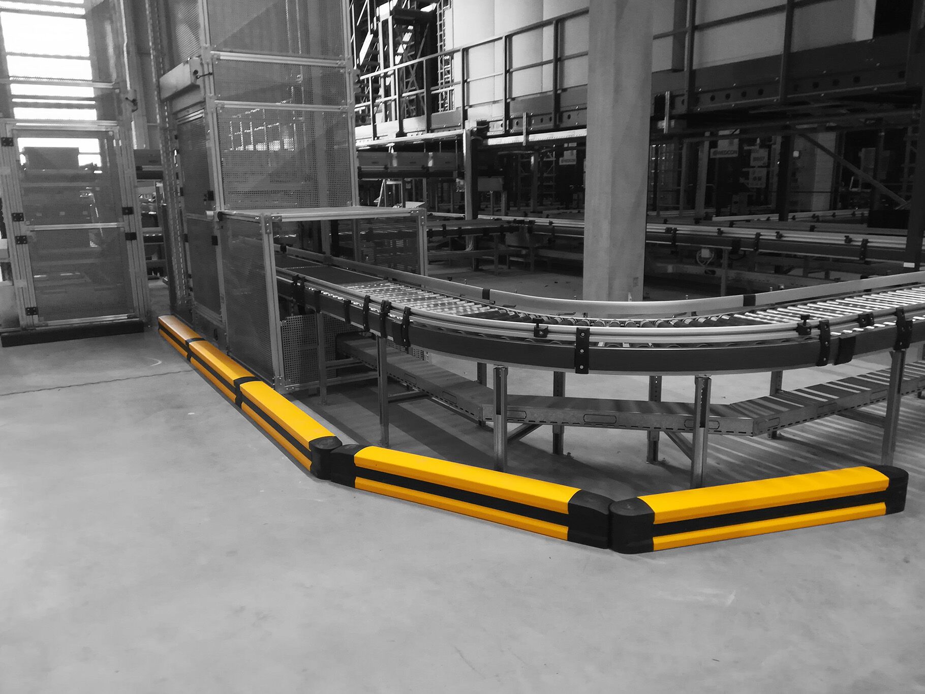 Boplan FLEX IMPACT® FLIP 180M as a safety solution for machines, factories and production halls