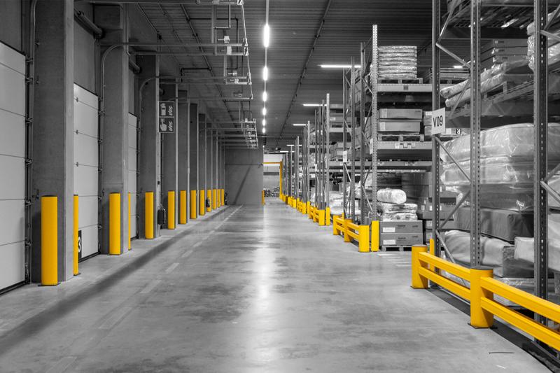 Gelber Boplan BO IMPACT, RE RACKEND, RACKBULL in einem Lager von Sleepworld

