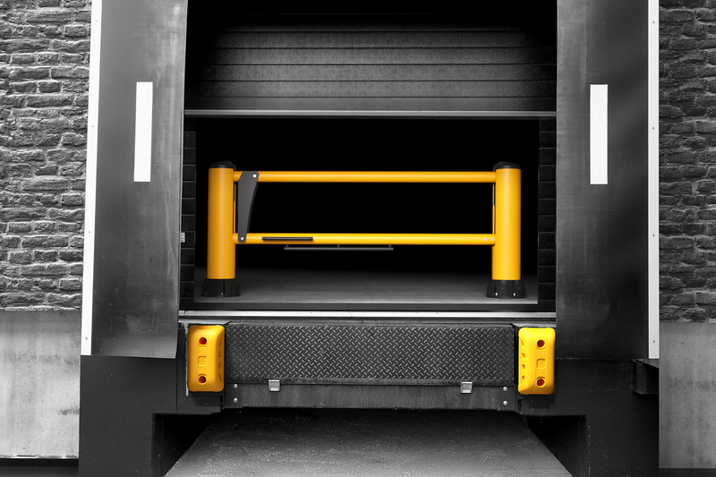 Boplan FLEX IMPACT® DG250R and Dock Bumper in an industrial environment 

